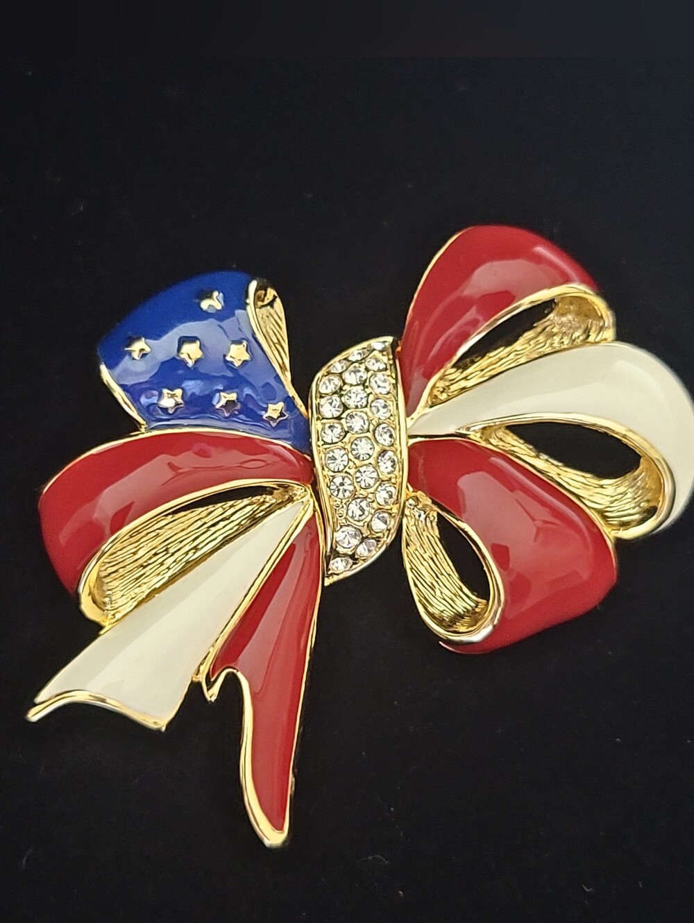 Joan Rivers Red White & Blue Enamel Rhinestone Flag Bow Brooch Pin Stars